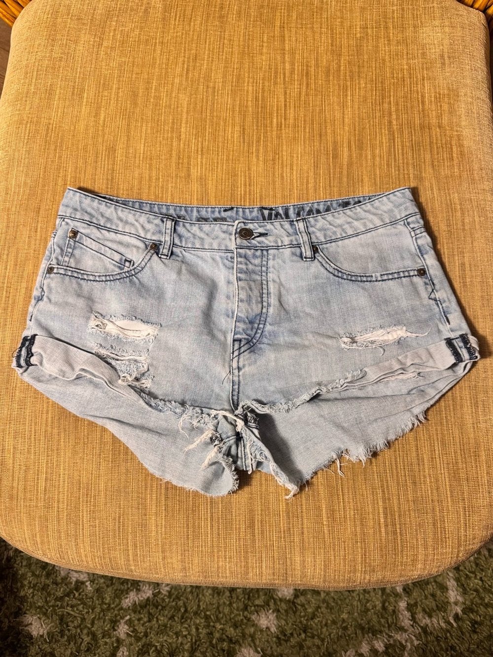 Volcom Y2K Light Wash Distressed Low Rise Denim Shorts